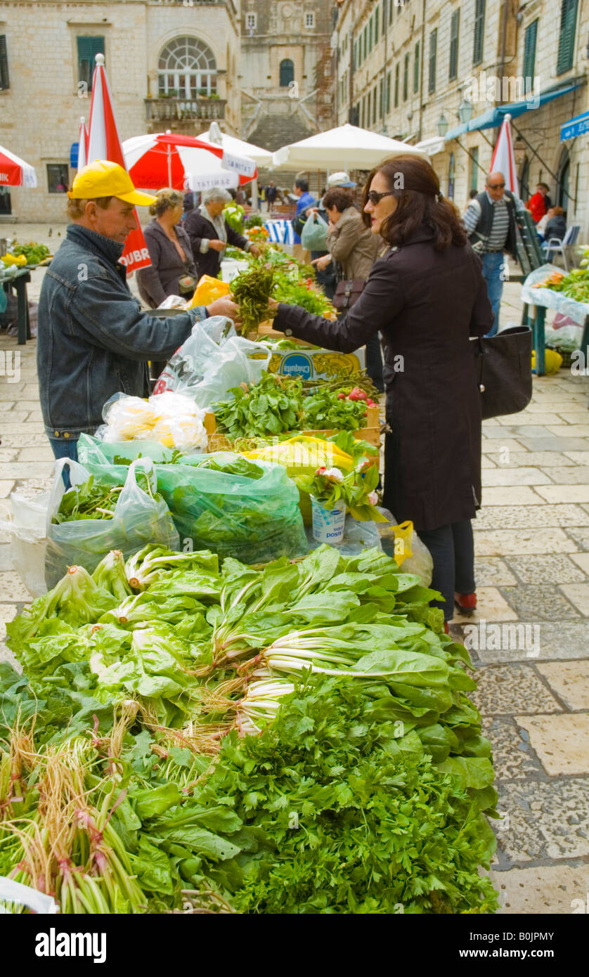 Frischmarkt am Gunduliceva Poljana Square in Dubrovnik Kroatien Europa Stockfoto