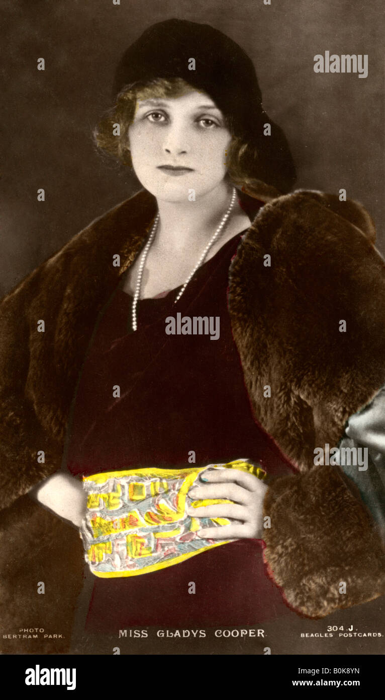 Gladys Cooper (1888-1971), deutsche Schauspielerin, Anfang des 20. Jahrhunderts. Artist: Bertram Park Stockfoto