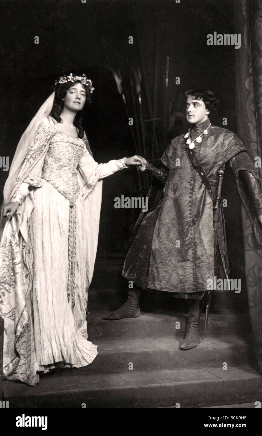 Dorothea Baird (1875-1933) und Harcourt Williams (1880-1957) in Paola und Francesca, 1907. Artist: Juricani und Banfield Stockfoto Dorothea Baird (1875-1933) und Harcourt Williams (1880-1957) in Paola und Francesca, 1907. Artist: Juricani und Banfield Stockfoto