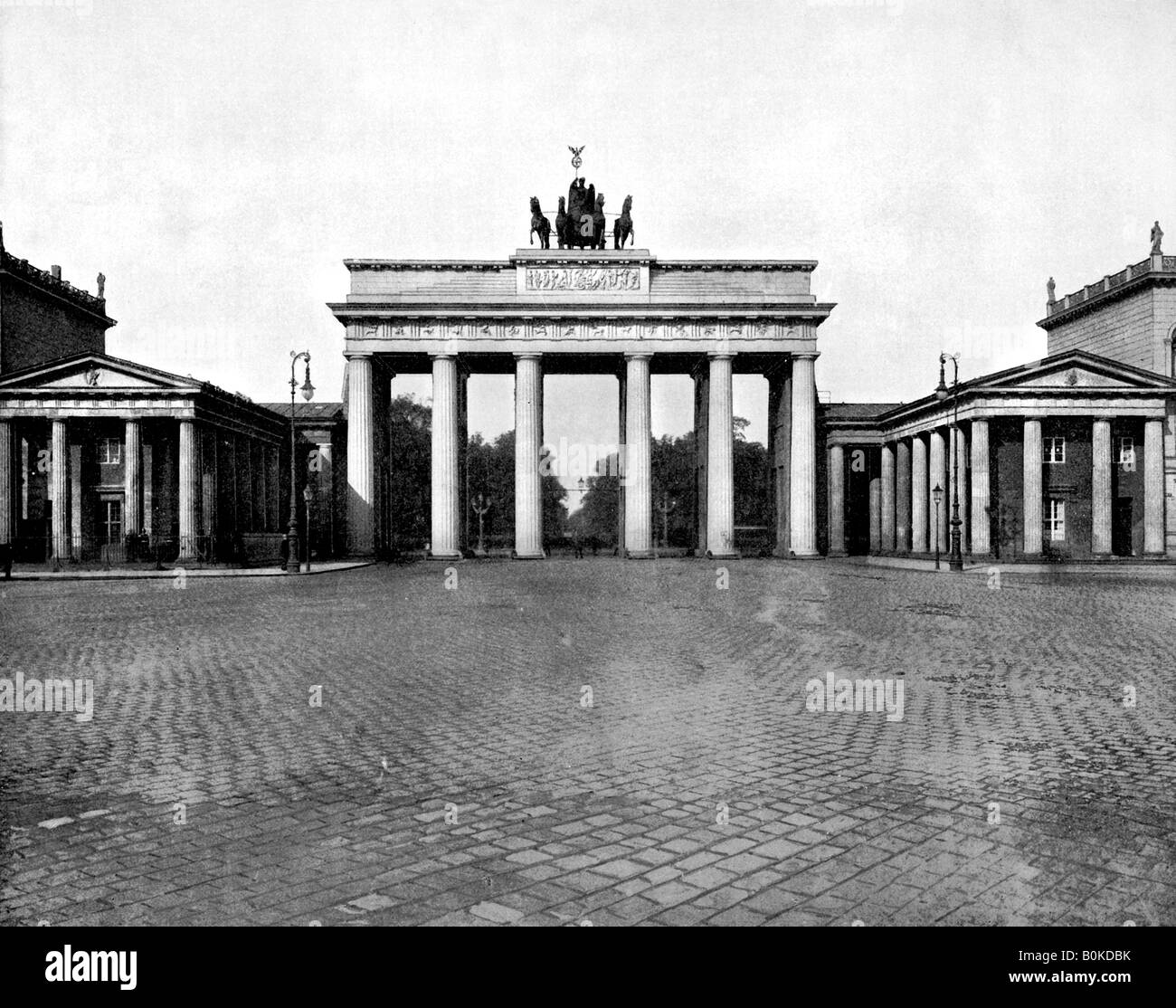 Brandenburger Tor, Berlin, 1893 Künstler: John L Stoddard Stockfoto
