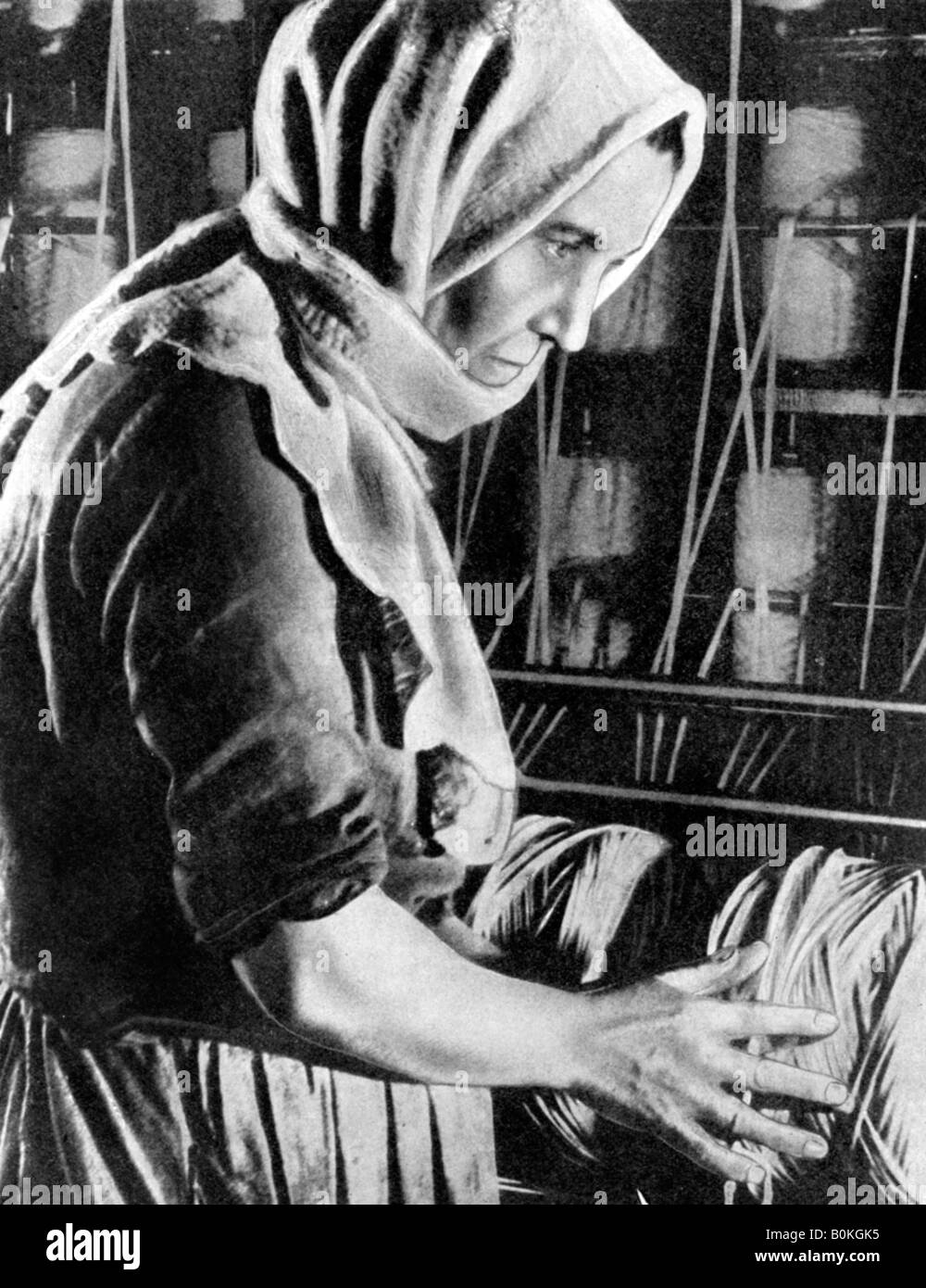 Weibliche Fabrikarbeiter, Moskau, 1936. Artist: Unbekannt Stockfoto