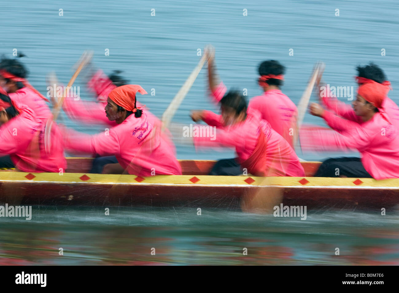 Lange Boot Racing - Sakhon Nakhon, Provinz Sakhon Nakhon, THAILAND Stockfoto