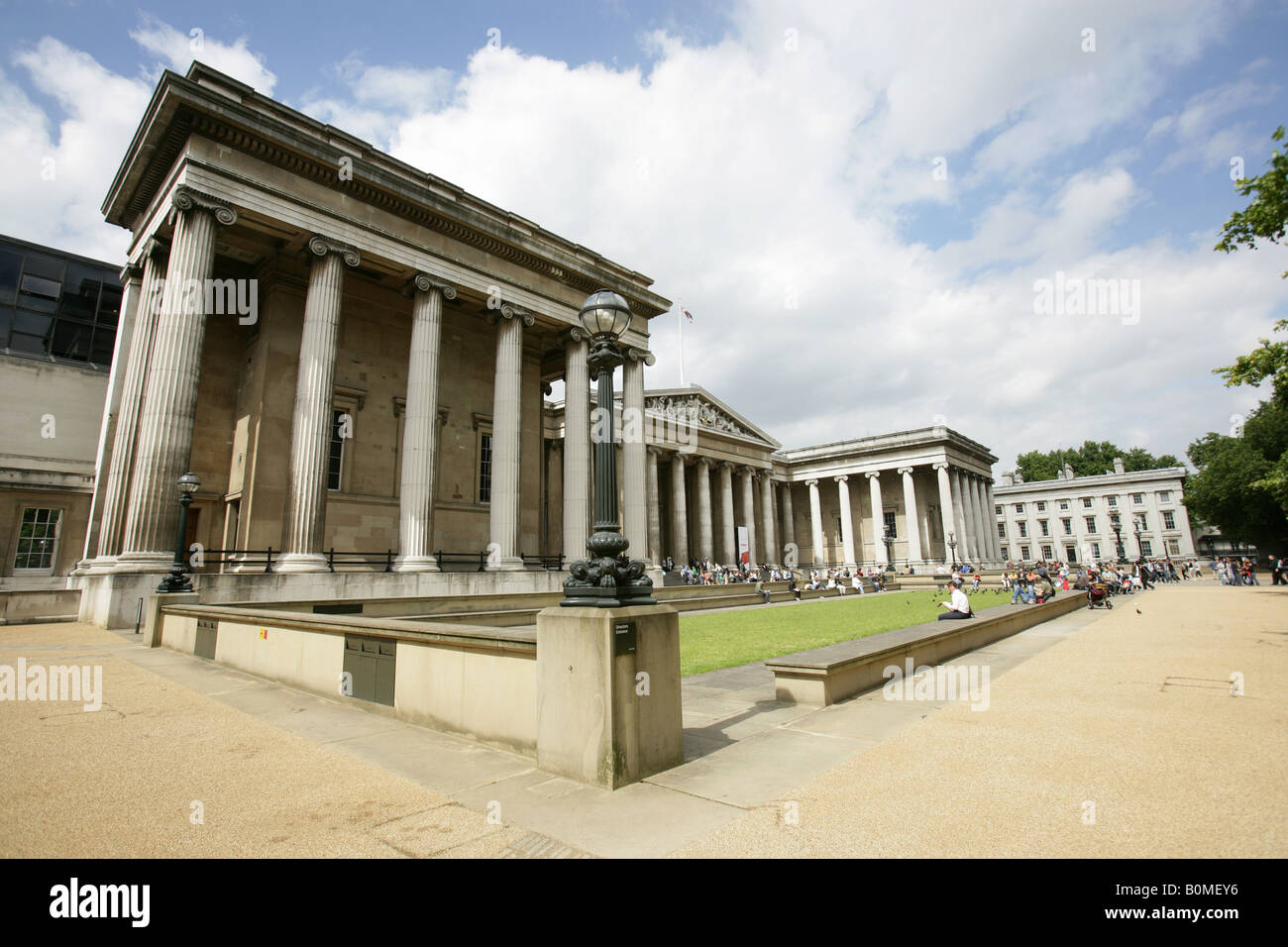 City of London, England. Die Fassade des British Museum am Great Russell Street. Stockfoto