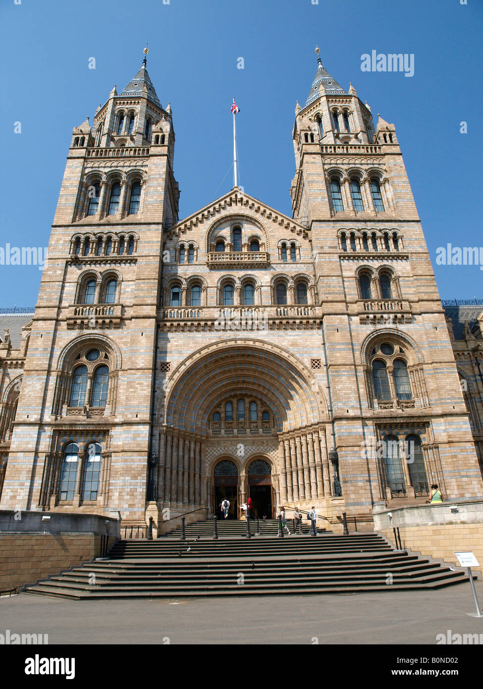 Haupteingang zum Natural History Museum South Kensington London Stockfoto