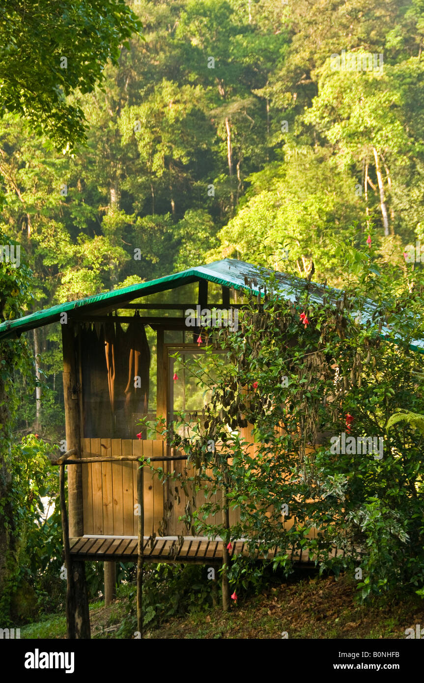 COSTA RICA Dschungelfluss Camp Pacuare Lodge Karibik Hang Stockfoto