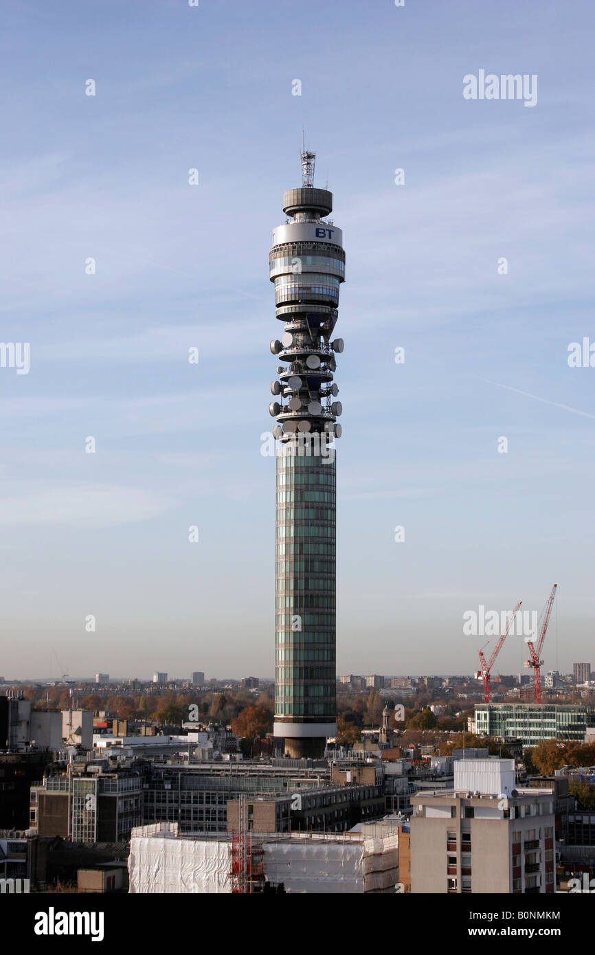 Auf der Suche nach Nordwesten in Richtung der BT Tower und darüber hinaus Stockfoto