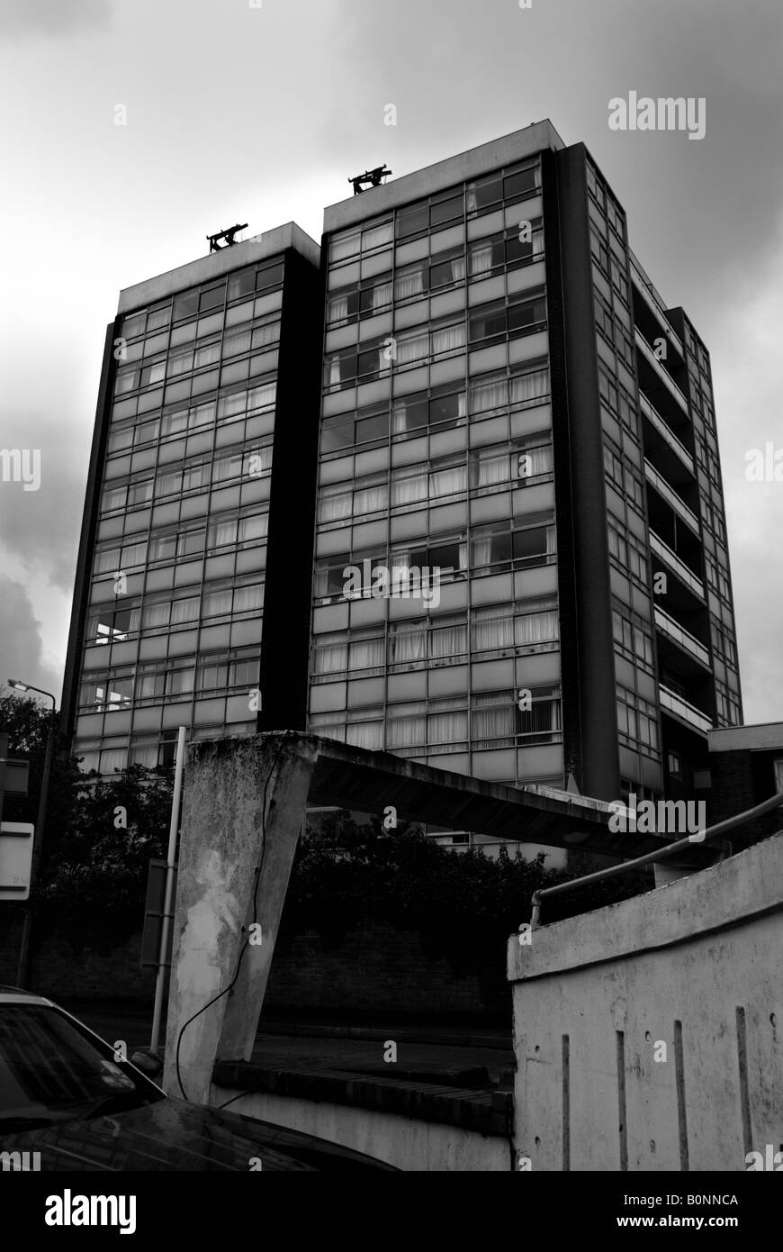 Block von Fomer Sozialwohnungen in Walton-on-Thames, Surrey Stockfoto