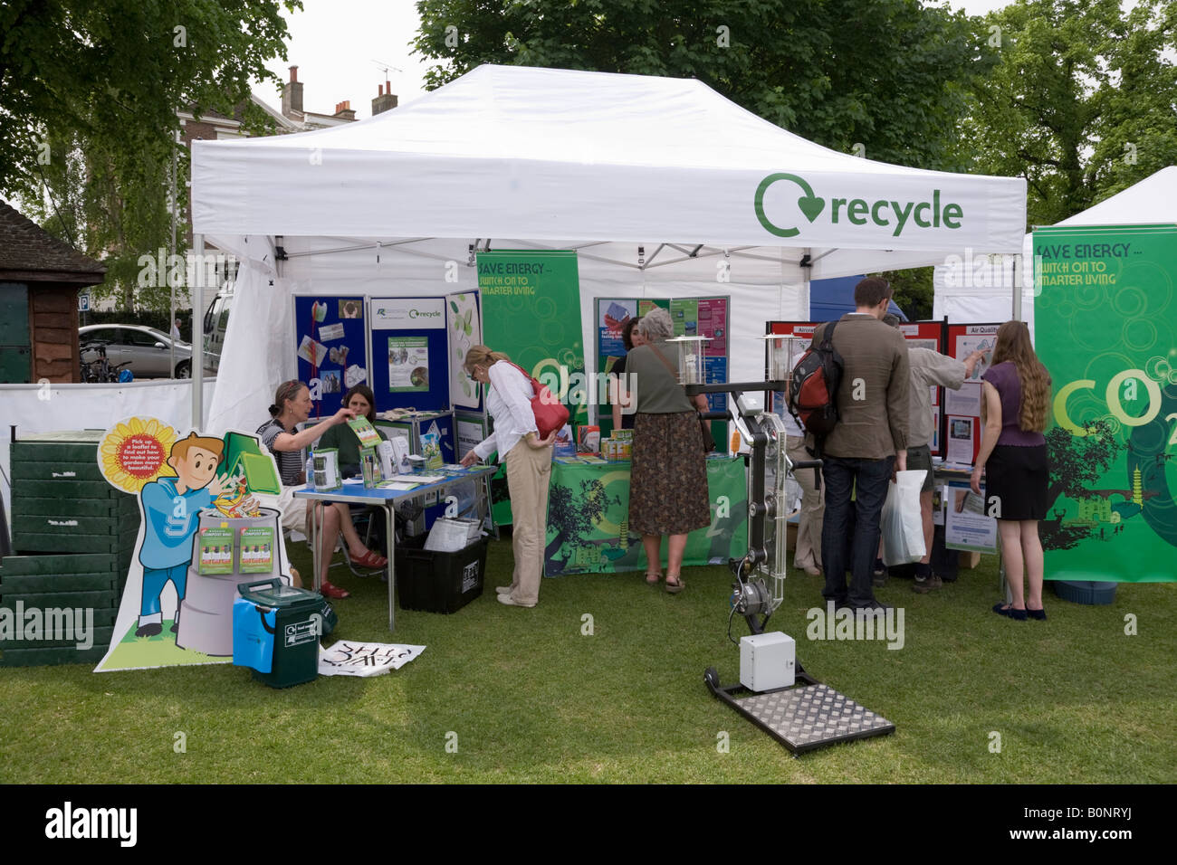 Recyceln Sie Zelt Stand auf dem Richmond nach Themse May Fair, 2008 Stockfoto