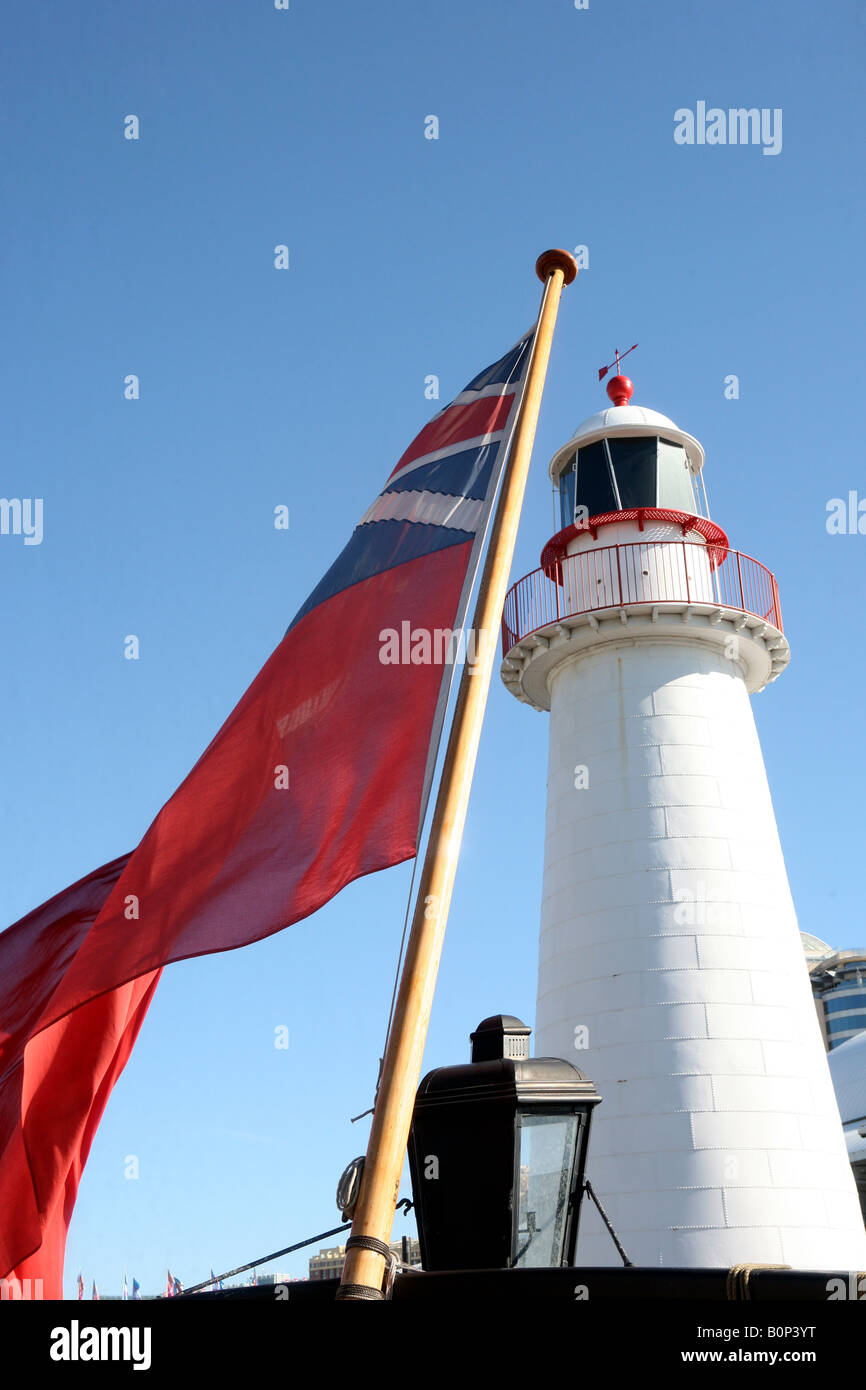 Roten Duster Ensign und Leuchtturm Royal Naval Flagge Darling Harbour Sydney New South Wales Australien Stockfoto