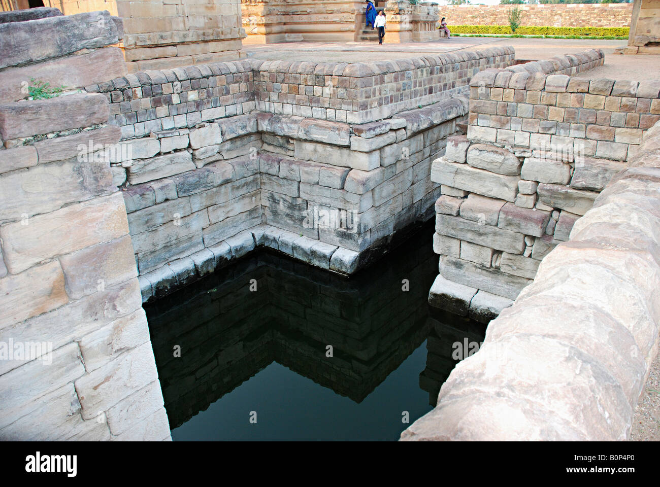 Wasser gut in Aihole, Karnataka, Indien Stockfoto