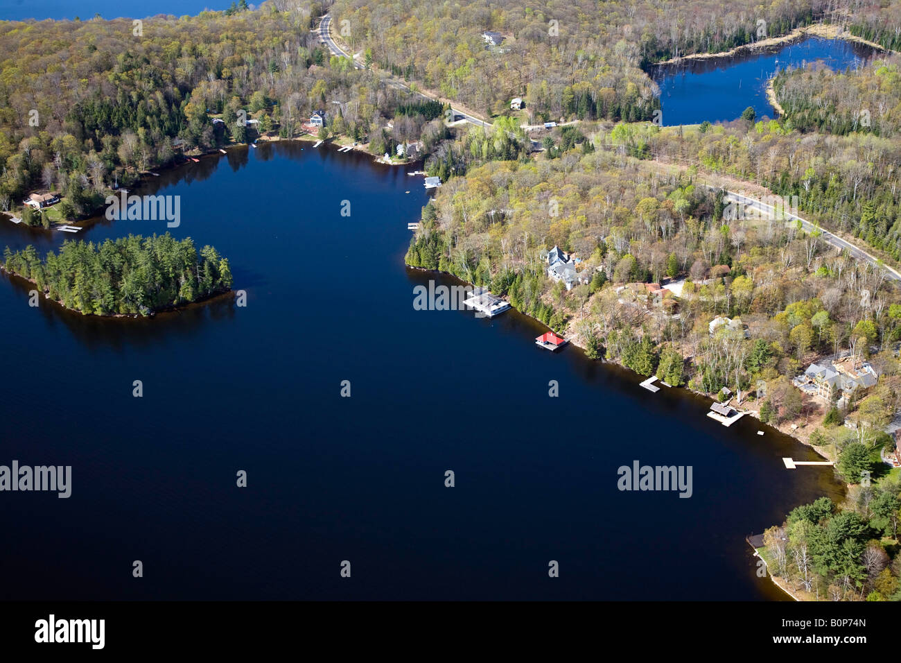 Seen und Wälder der nördlichen Ontario Muskoka Cottage Country in der Nähe von Huntsville Ontario Kanada Stockfoto