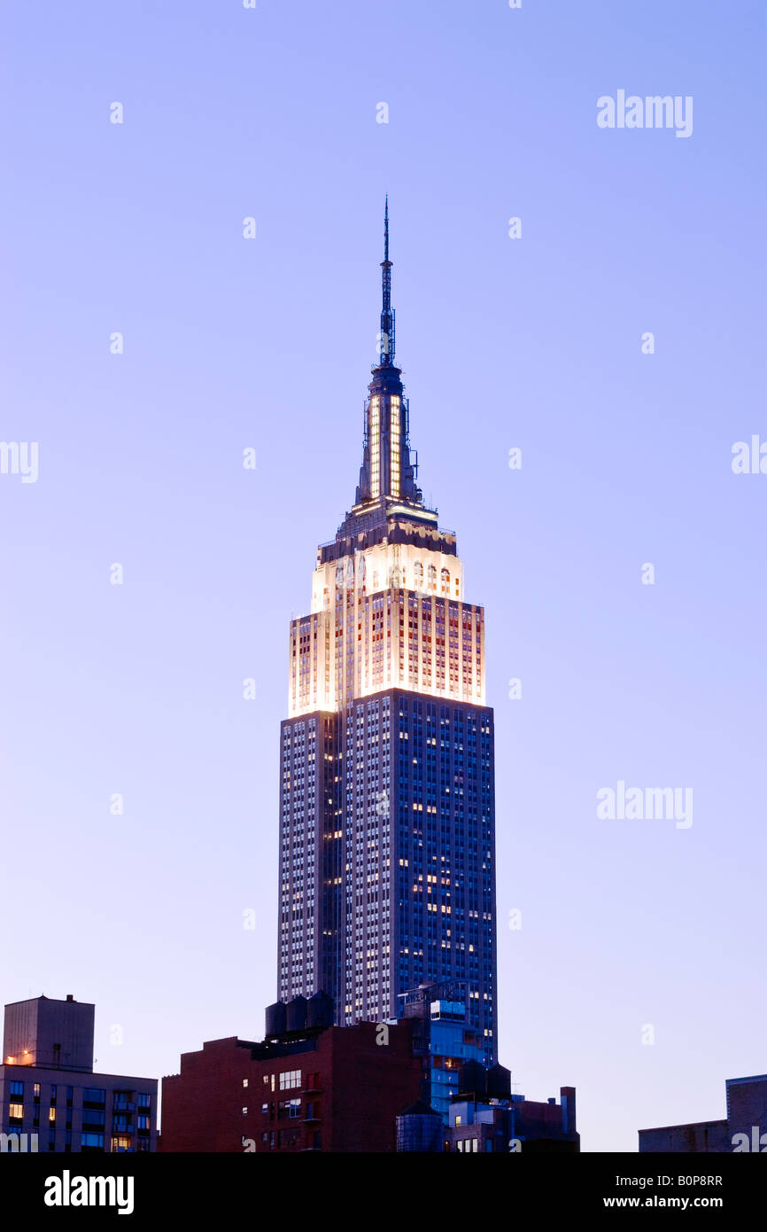 Empire State Building bei Nacht New York Dusk Stockfoto