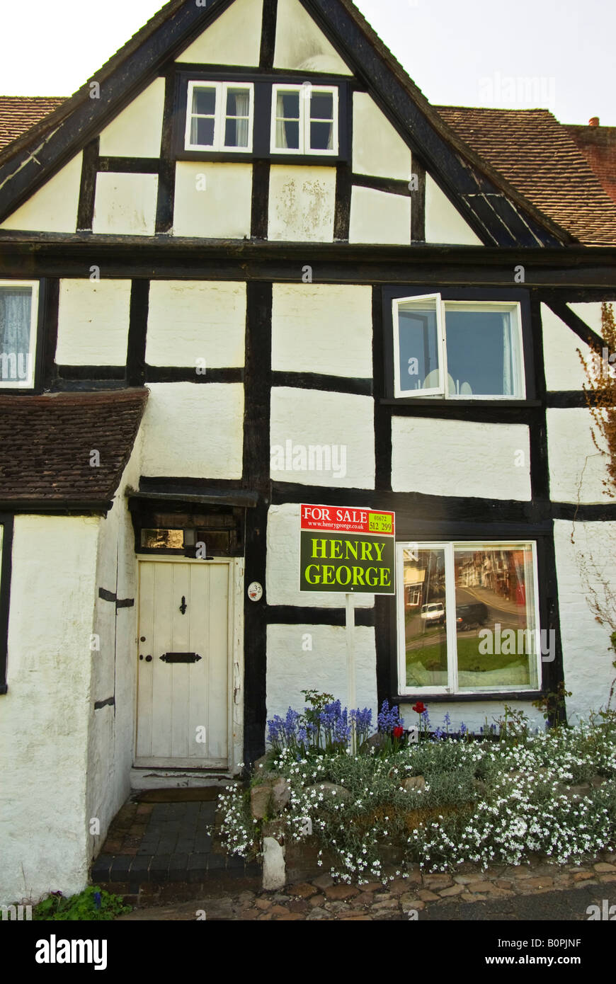 Old House For Sale Uk Stockfotos Und Bilder Kaufen Alamy