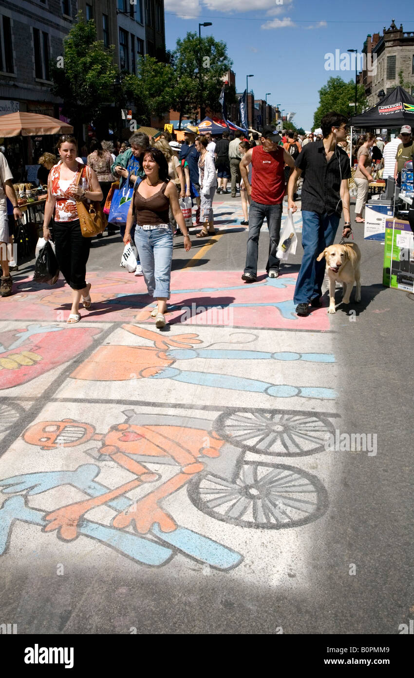 Straße Gemälde während Montreals Nuit Blanche Sur Tableau Noir Jahresveranstaltung. Stockfoto