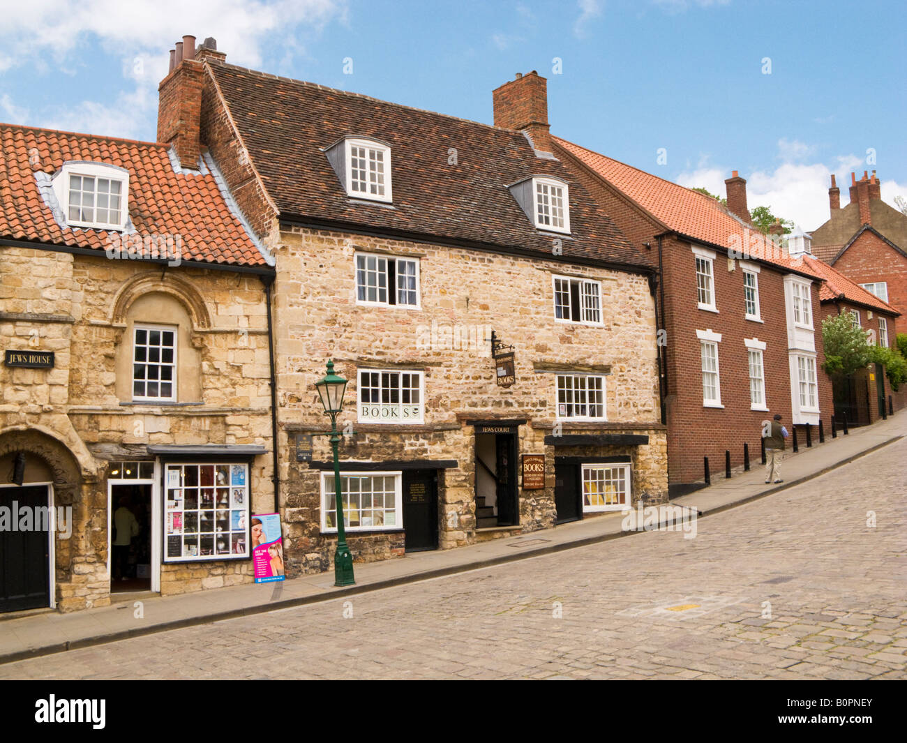 Juden-Gericht auf steilen Hügel in Lincoln UK - einer antiken mittelalterlichen jüdischen Synagoge jetzt eine Buchhandlung Stockfoto