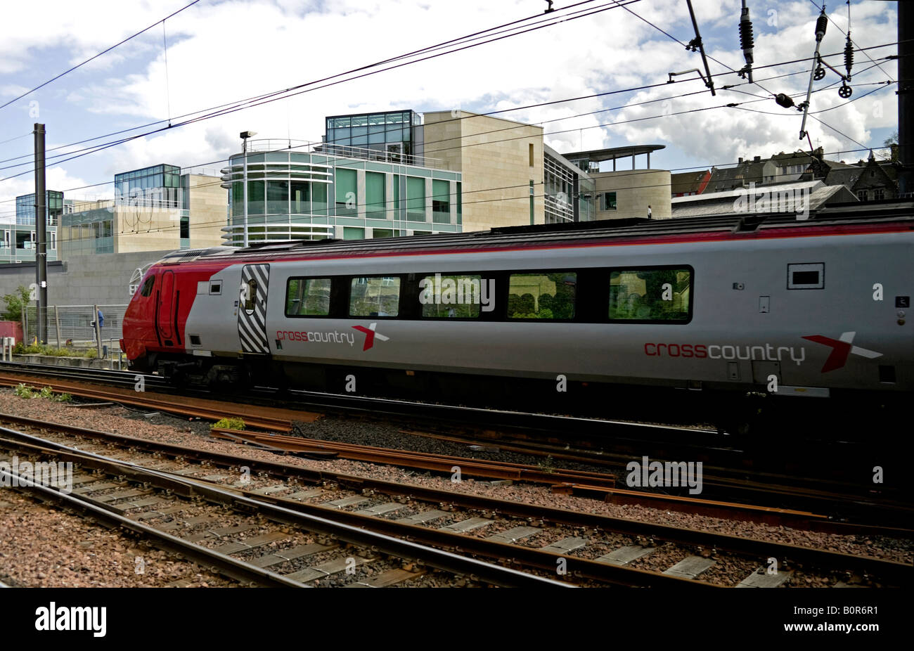 Trainieren Sie, so dass Waverley Station, Edinburgh, Schottland, UK, Europa Stockfoto
