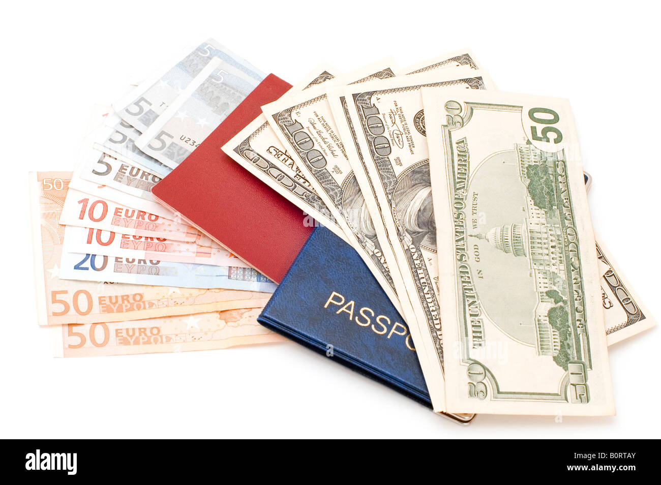 Objekt auf weißen Reisepass mit Geld Stockfoto