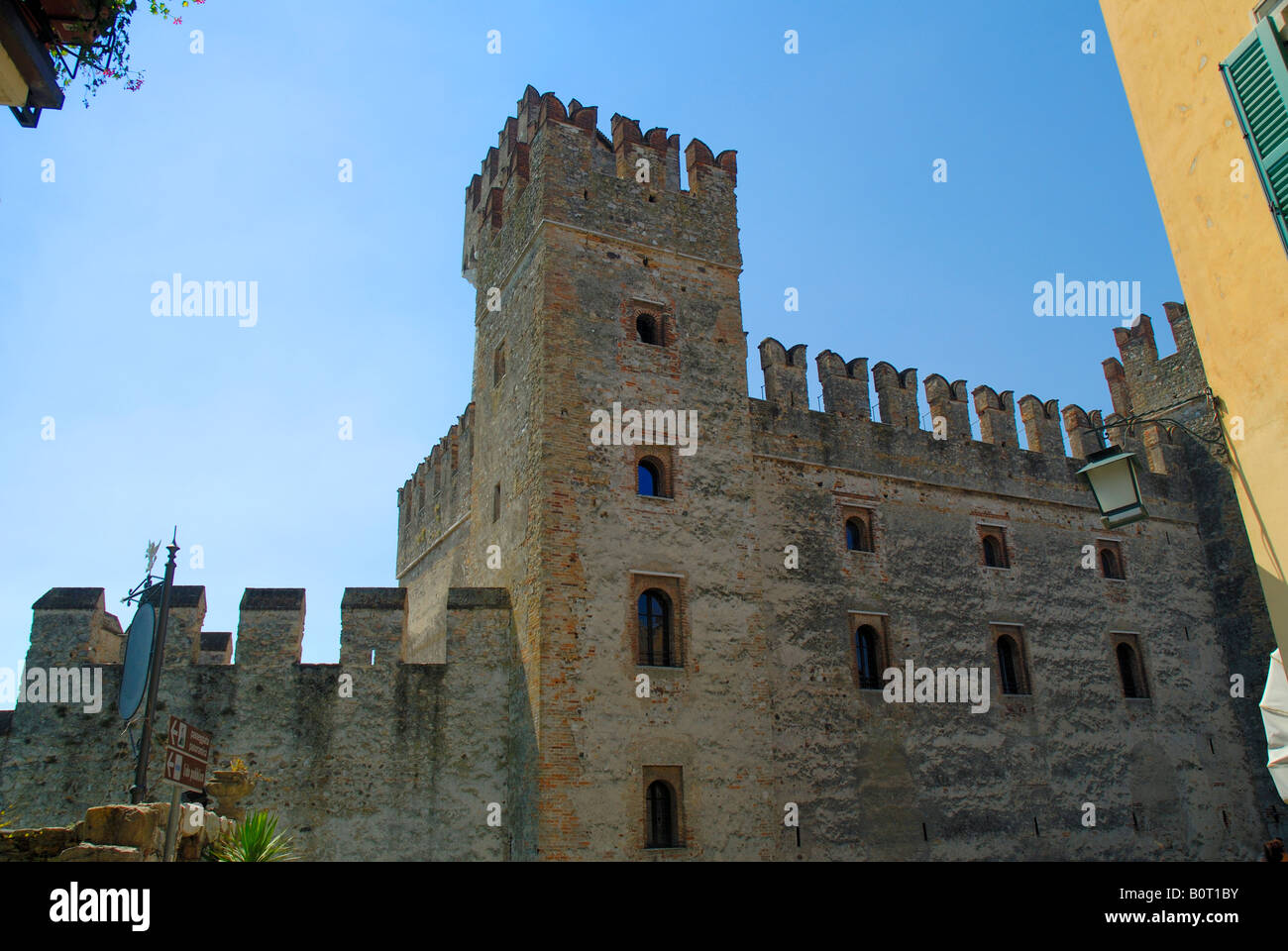 Scaglieri Schloss in Sirmione am Gardasee in Norditalien Stockfoto