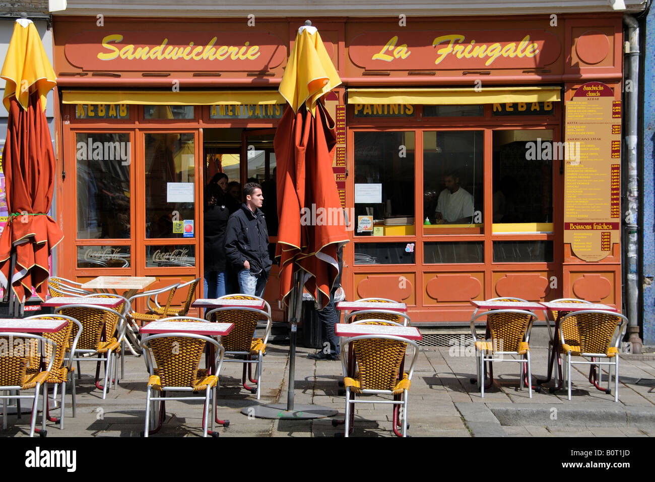Ein Café-Bistro im alten Zentrum von Rennes Bretagne Frankreich Stockfoto