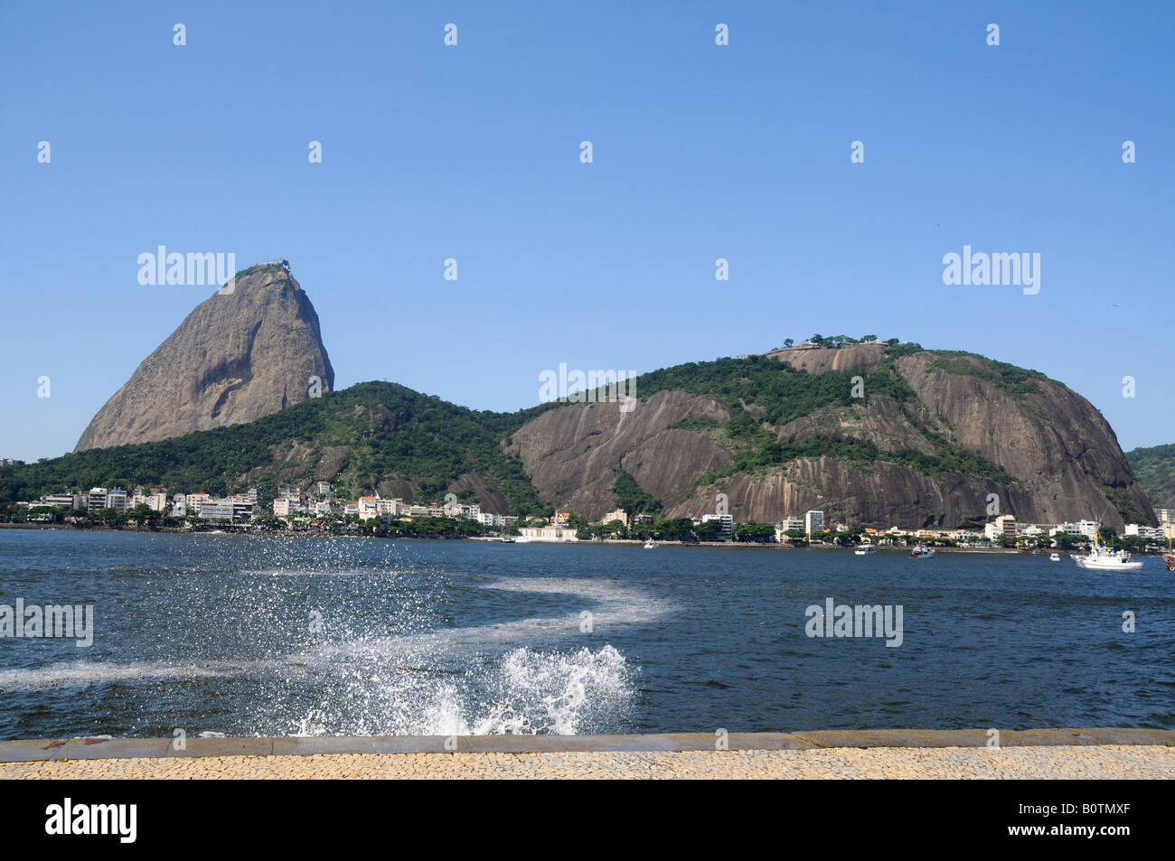 Zuckerhut von Flamengo Rio De Janeiro Brasilien 04 24 08 Strand gesehen Stockfoto