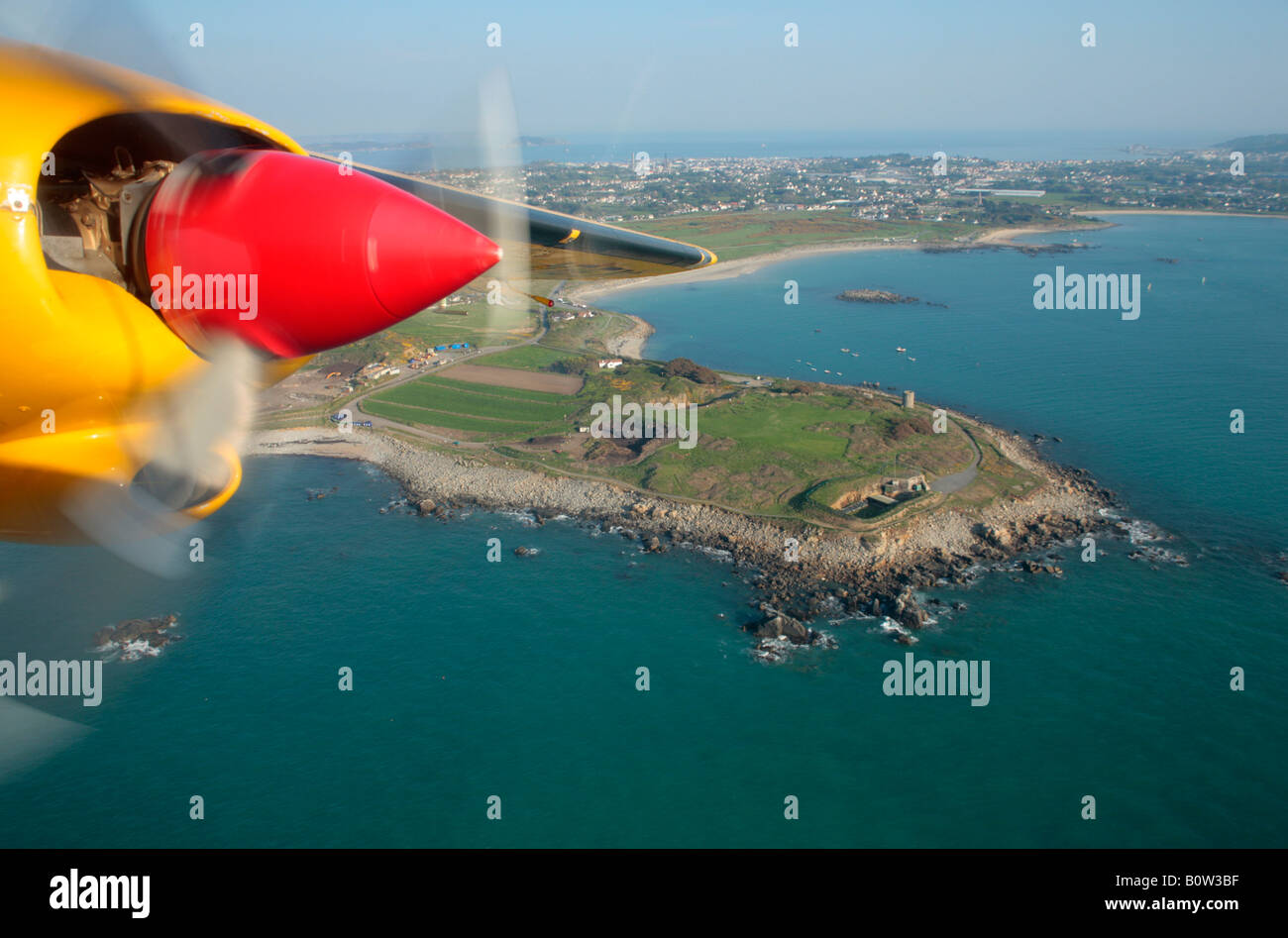 Luftaufnahme von der südlichen Küste von Guernsey Stockfoto