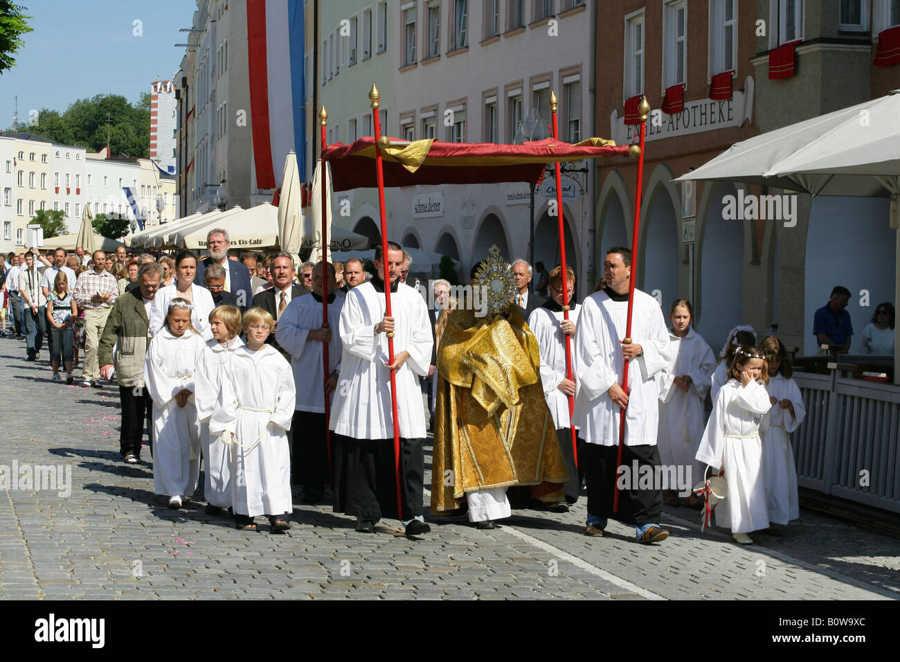 Fronleichnams-Prozession, Muehldorf am Inn, Oberbayern, Deutschland, Europa Stockfoto