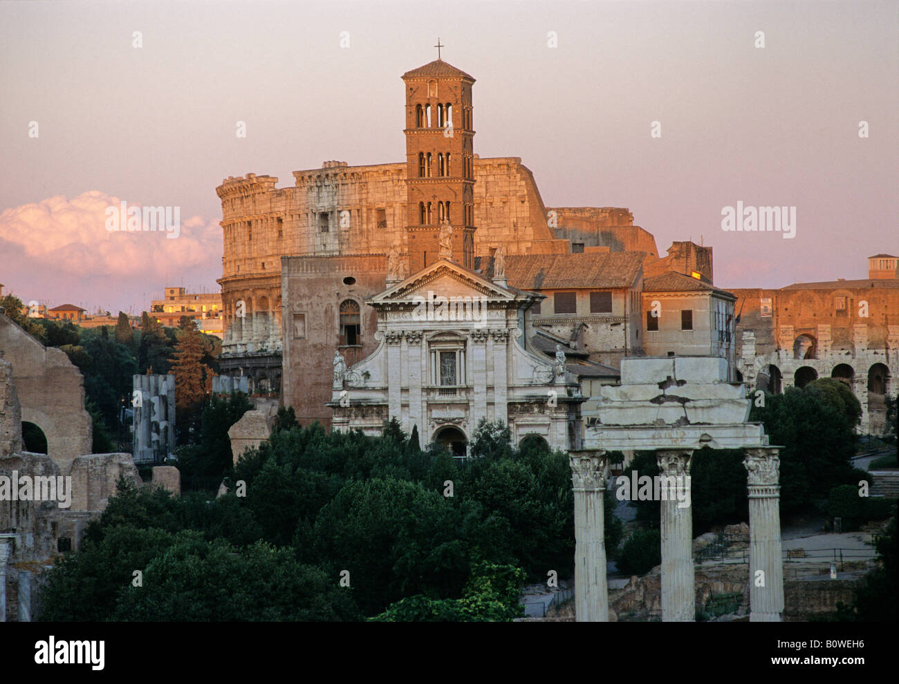 Eine Der Drei Stadtgottheiten Rom www.alamy.de