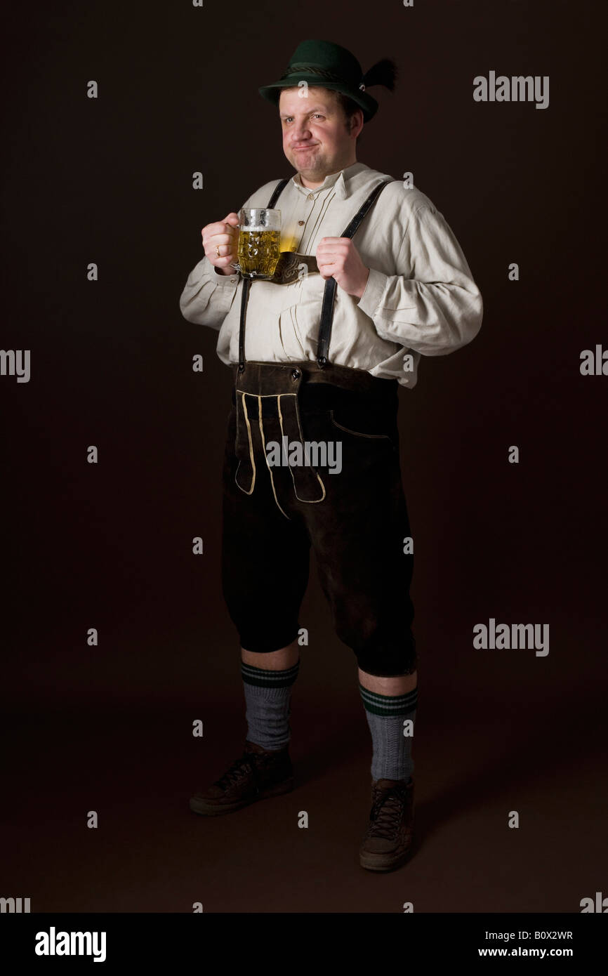 Alpine Tracht Stockfotos und -bilder Kaufen - Seite 2 - Alamy