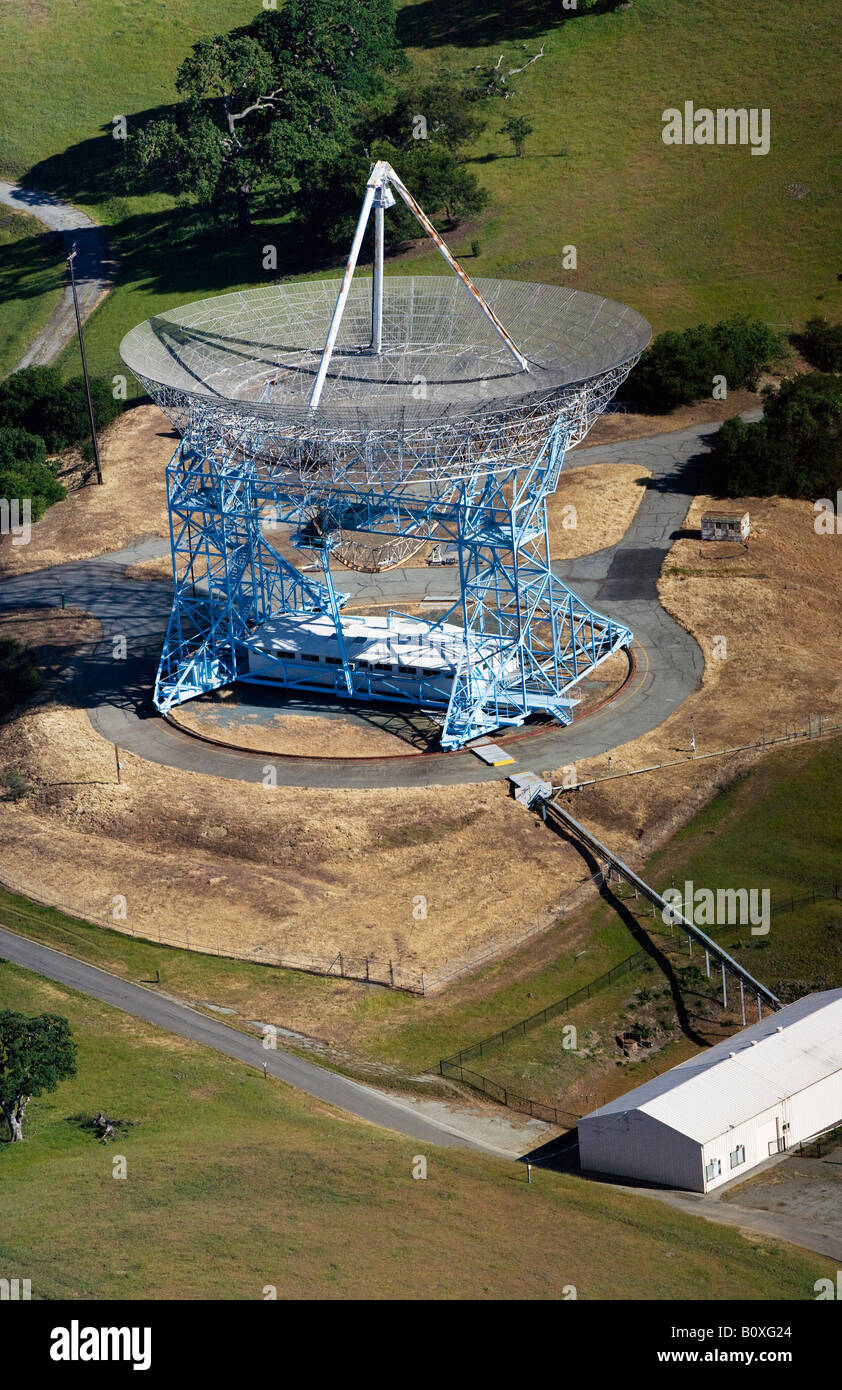 Antenne über Stanford University-Radioteleskop Stockfoto