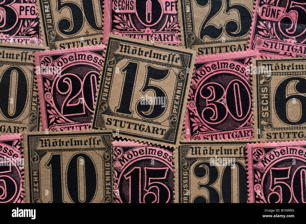 Bundesland / Stuttgart mehrere Werte Pfennig Steuermarken im 19. Jahrhundert genutzt. Stockfoto