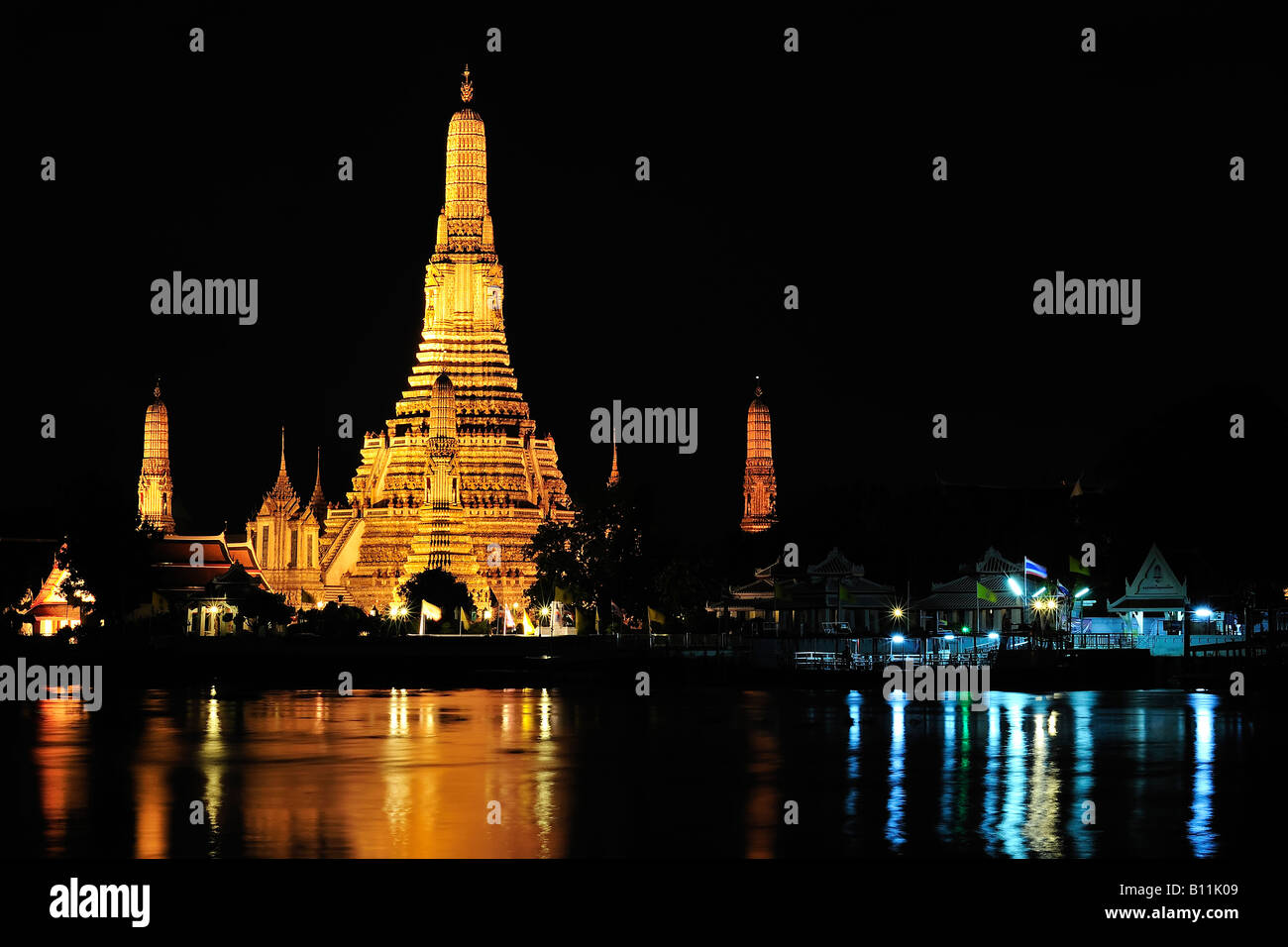 Wat Arun Tempel bei Nacht, Bangkok Stockfoto