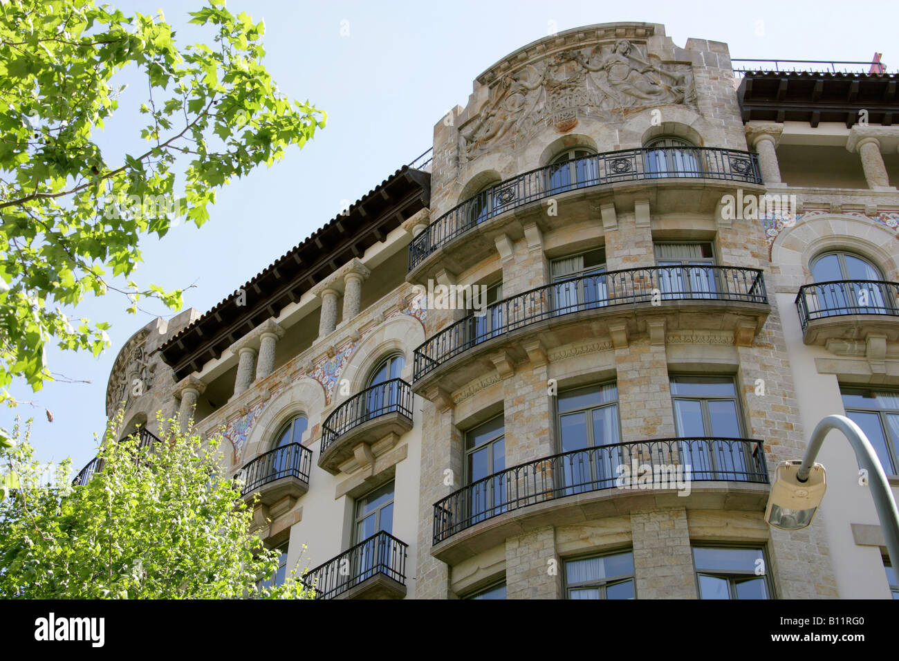 Dekorative Gebäude Fassade erbaut 1829 Ecke des Passeig de Gracia Carrer del Consell de Cent Eixample, Barcelona-Catalunya Spanien Stockfoto