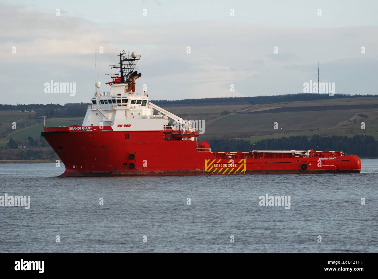 Skandi Riese Oil Rig Unterstützung Schiff in Cromarty Firth Schottland Stockfoto