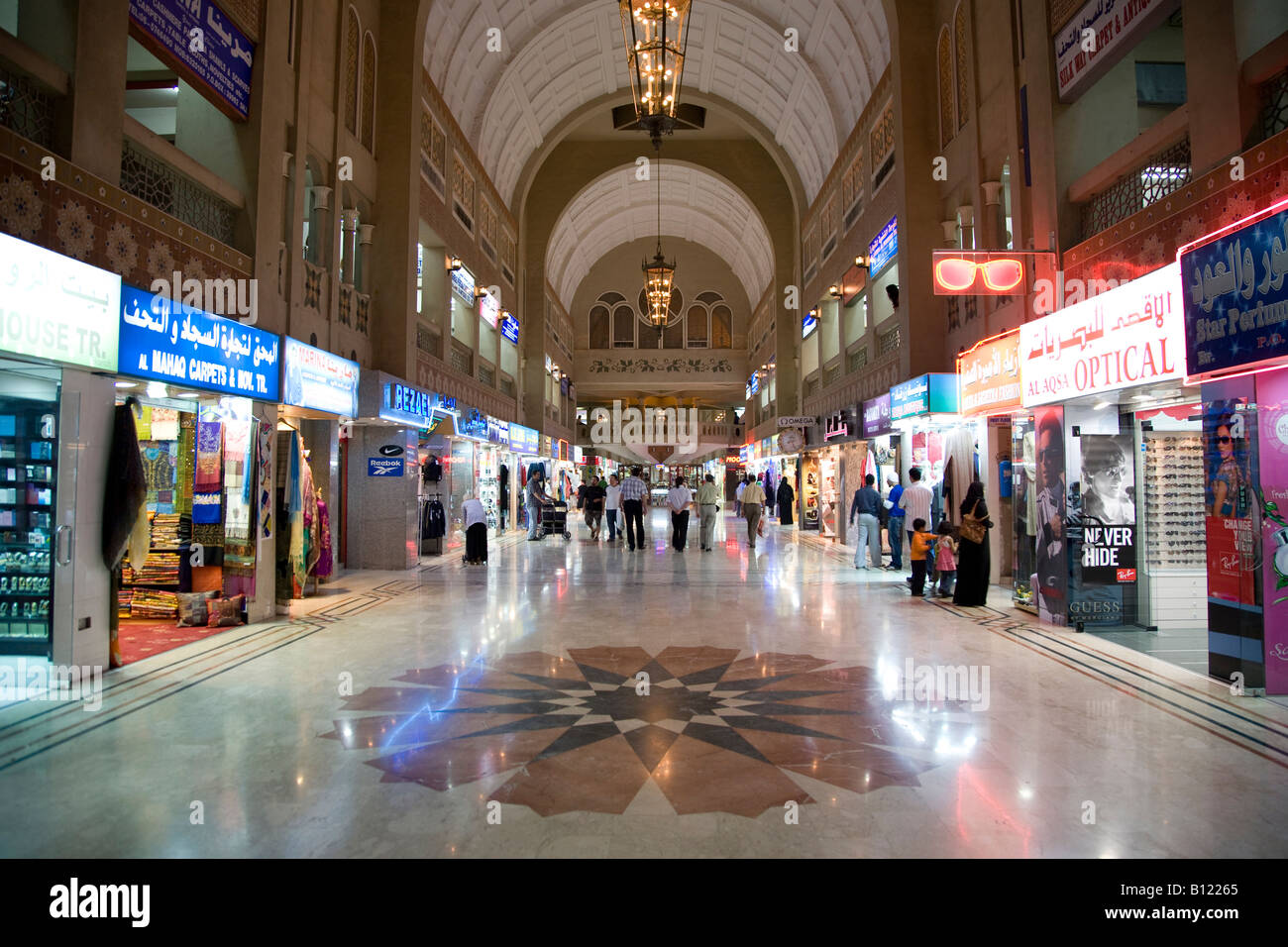 Die Zentralmarkt (Blue Souq) innen Sharjah, Vereinigte Arabische Emirate Stockfoto