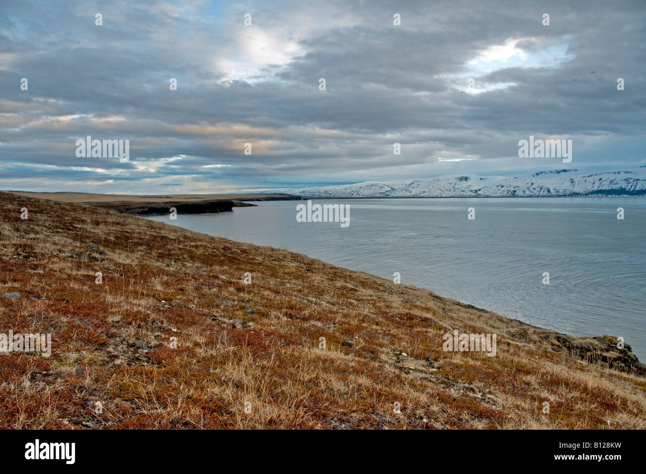 Sonnenuntergang über Skjalfandafloi Bay, Husavik, Island Stockfoto