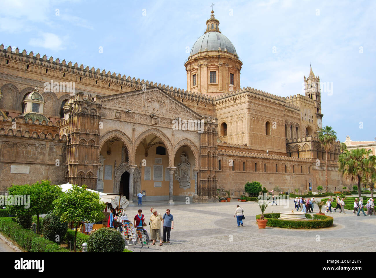 Corso Vittorio Emanuele, die Kathedrale von Palermo, Palermo, Provinz Palermo, Sizilien, Italien Stockfoto