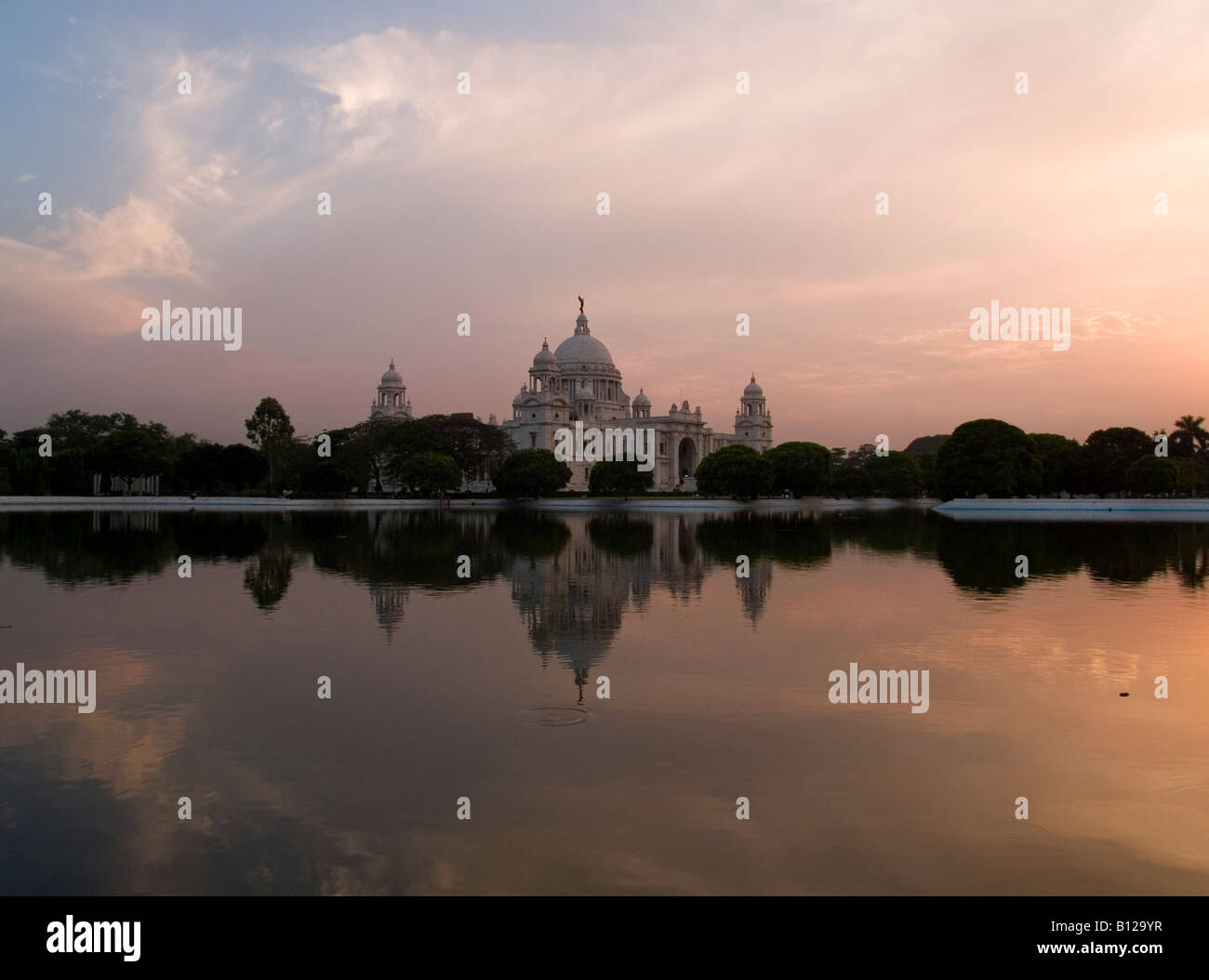 Victoria Denkmal in Kalkutta bei Sonnenuntergang Stockfoto