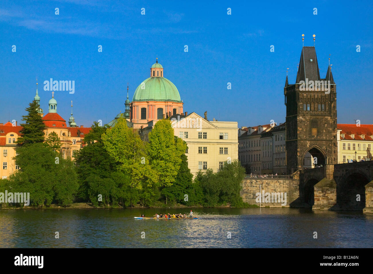 Karlsbrücke von Prag Tschechische Republik Moldau Stockfoto