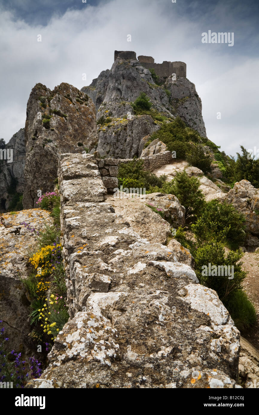Französischen Schlosses, das Chateau de Peyrepertuse in Languedoc-Roussillon Südfrankreich Stockfoto