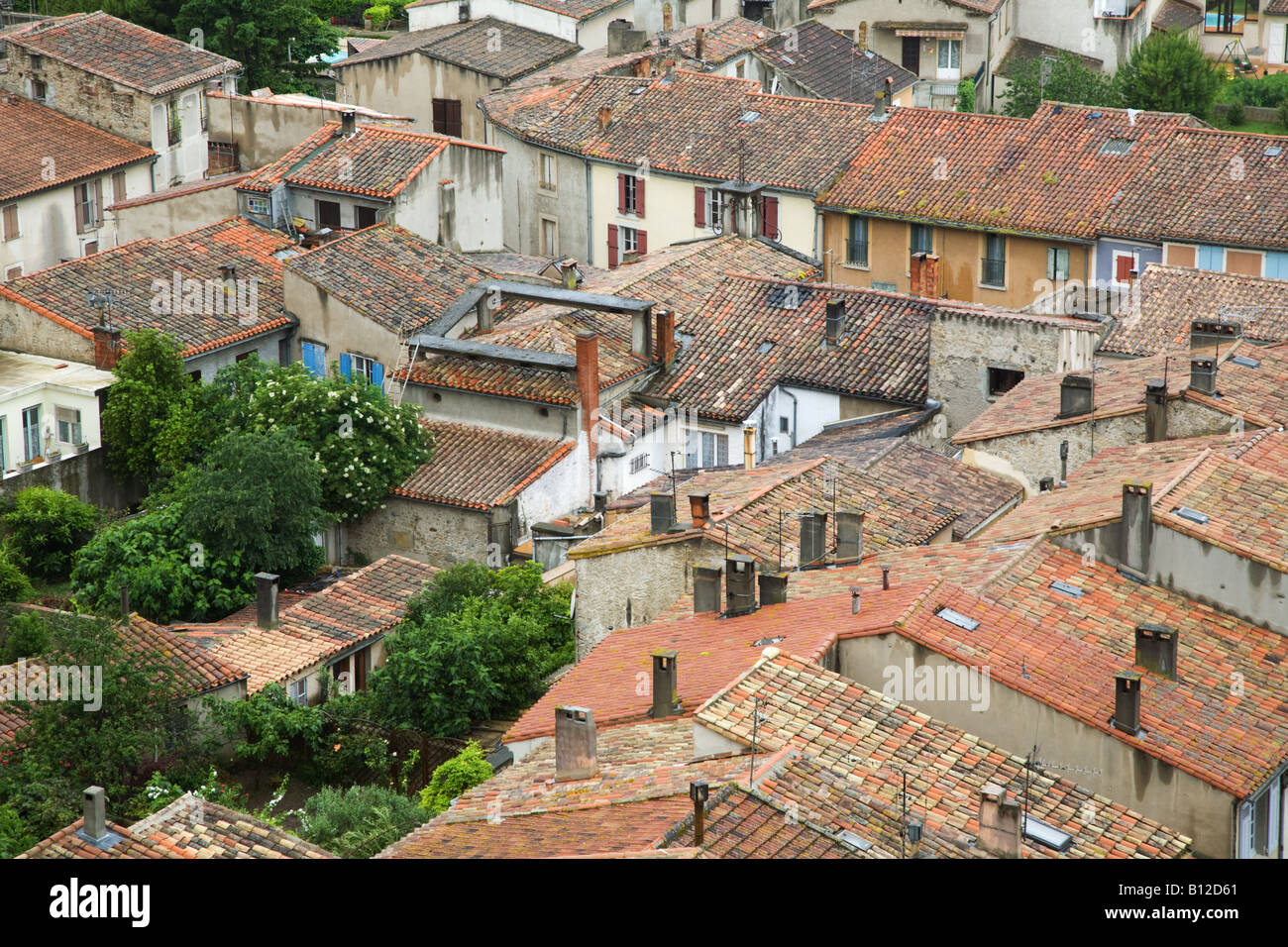 Luftaufnahme des Französischen Terrakotta Dächer in Carcassonne, Frankreich Stockfoto