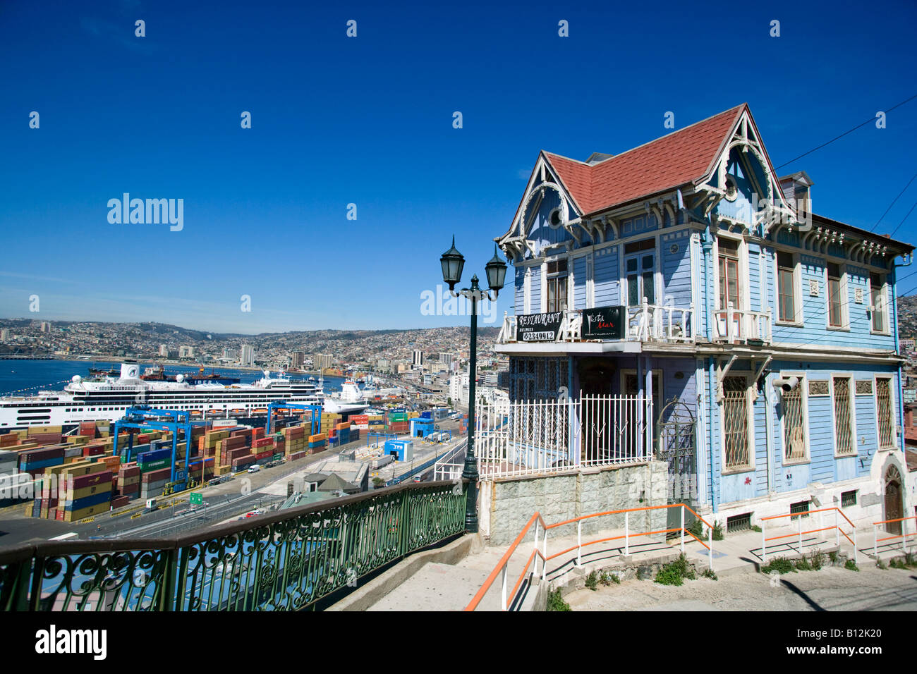 CERRO ARTILLERIA BARRIO PUERTO HAFEN VALPARAISO CHILE Stockfoto