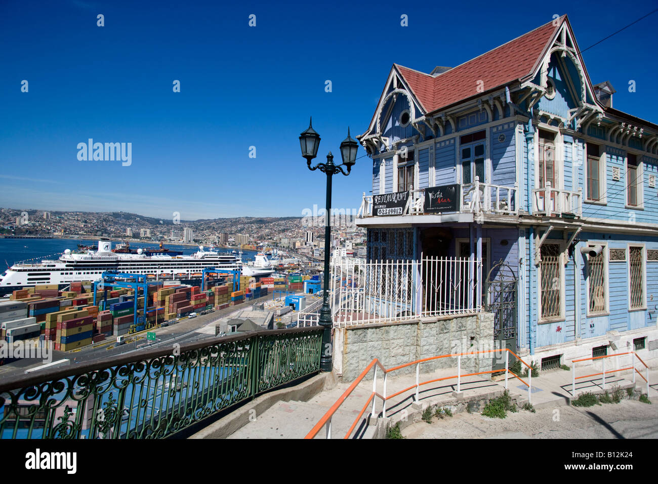 CERRO ARTILLERIA BARRIO PUERTO HAFEN VALPARAISO CHILE Stockfoto