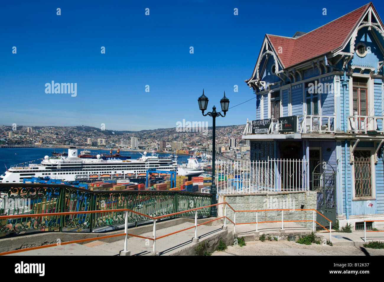 CERRO ARTILLERIA BARRIO PUERTO HAFEN VALPARAISO CHILE Stockfoto