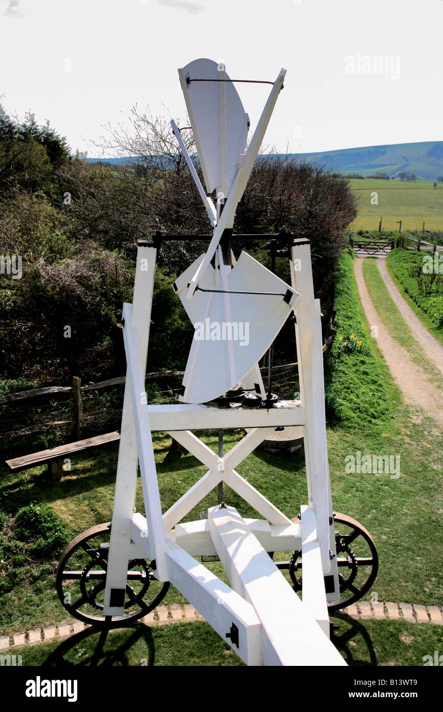 Heckflosse Jill Windmühlen Clayton Village South Downs Sussex England Großbritannien UK Stockfoto