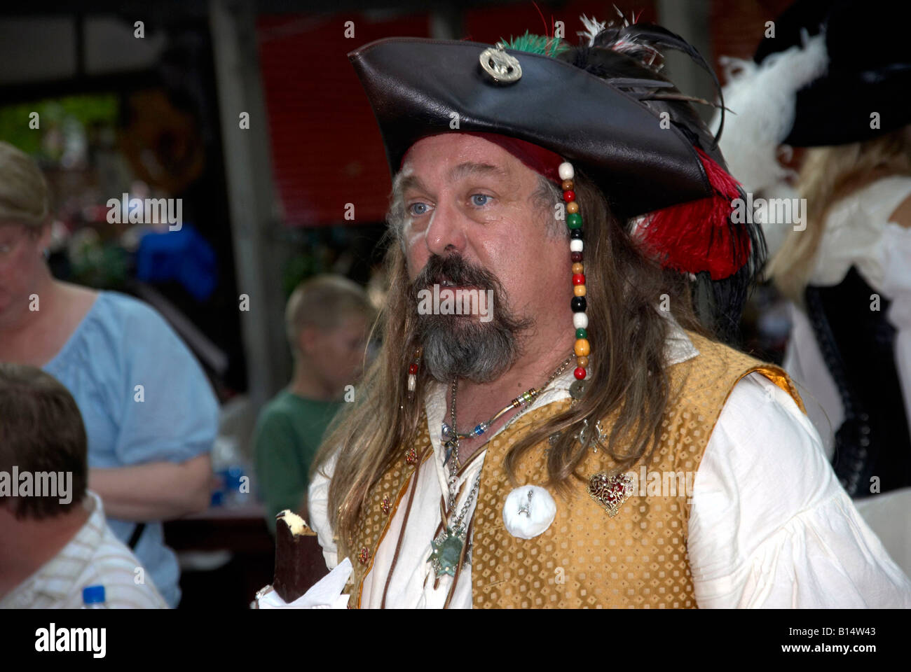 Mann verkleidet als Pirat beim Renaissance Festival in Crownsville Md Stockfoto