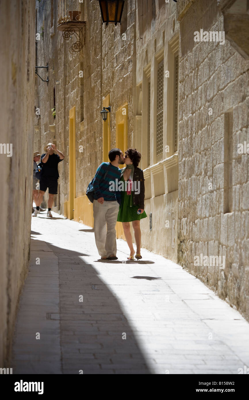 Wandern rund um die Gassen und Gässchen von Mdina Malta Stockfoto