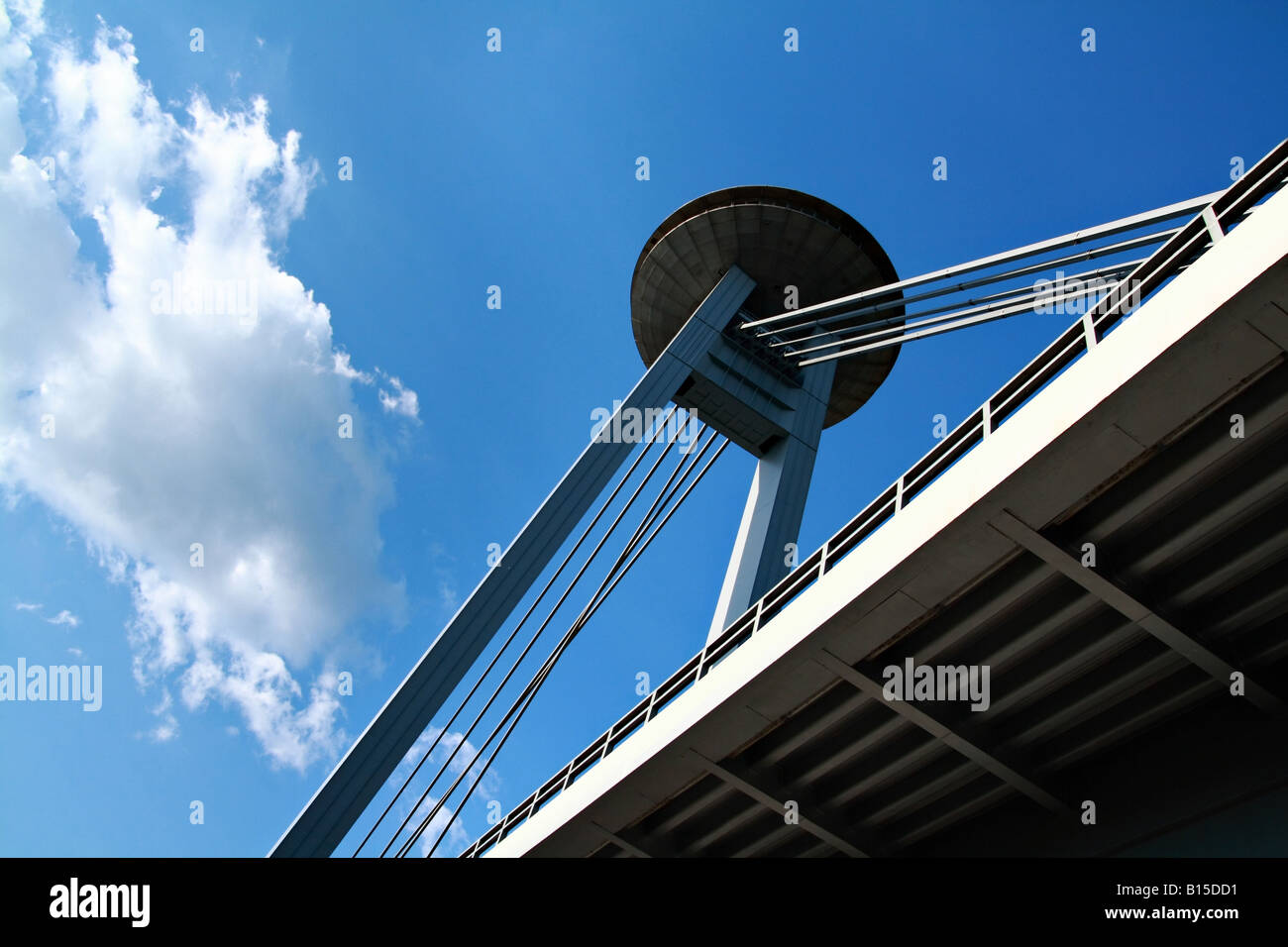 Neue Brücke (Nový am meisten) in Bratislava Stockfoto