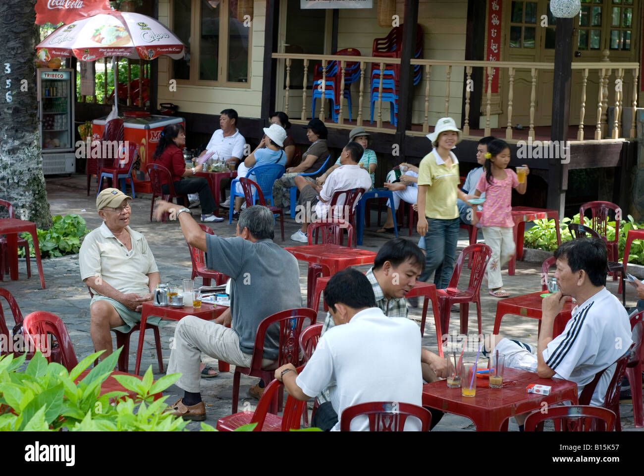 Vietnam-Ho-Chi-Minh-Stadt-Teehaus in Cong Vien van park Stockfoto