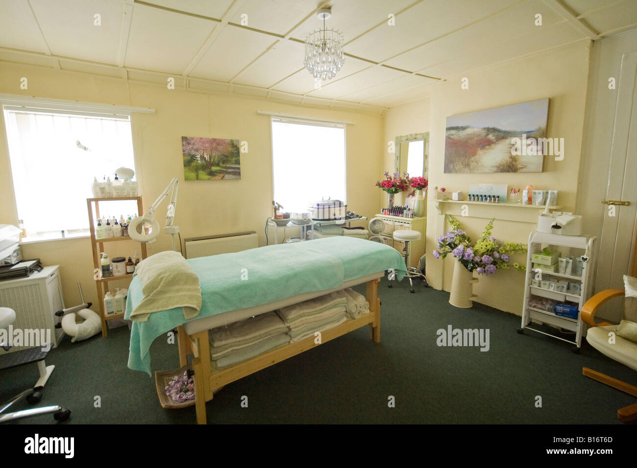 Massage-Therapie-Behandlungsraum Stockfoto