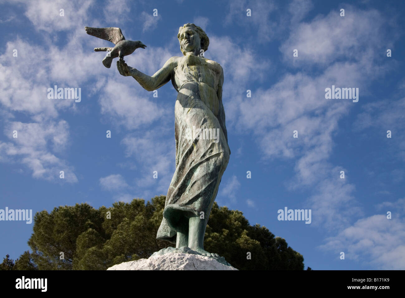 Opatija Kroatien Europa können bis zu das Lady Mädchen mit einer Möwe Statue das Symbol von Opatija suchen Stockfoto